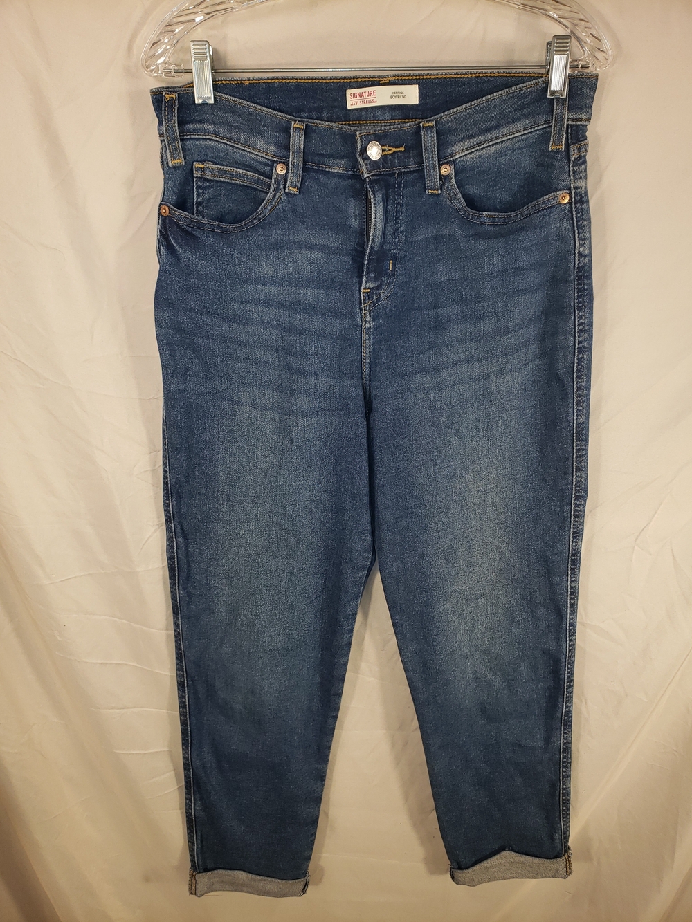 Signature by Levi Strauss Boyfriend Jeans in Medium Blue Wash